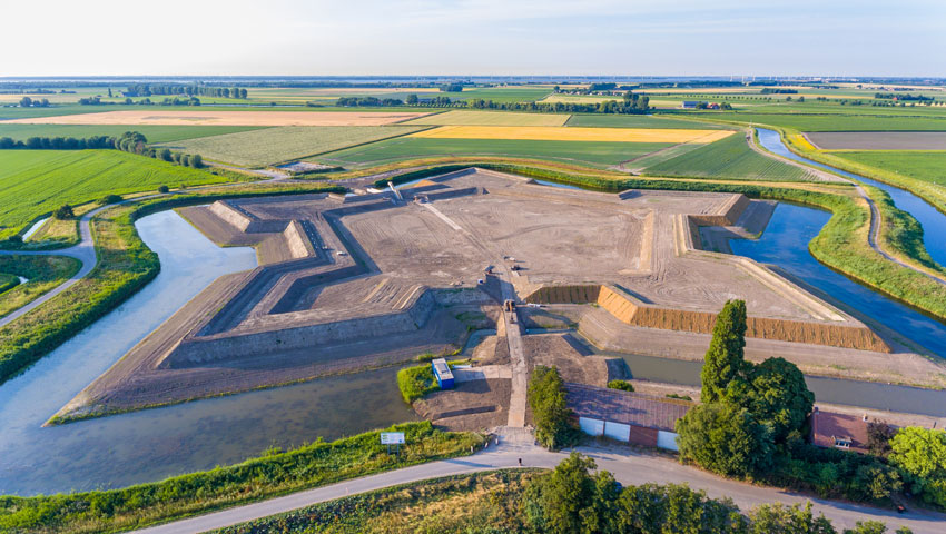 Herstelwerkzaamheden Fort Henricus © foto Niek Perdaems