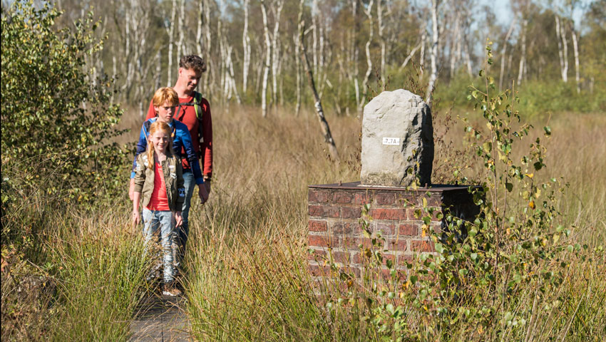 wandelnieuws grenssteen wooldse veen