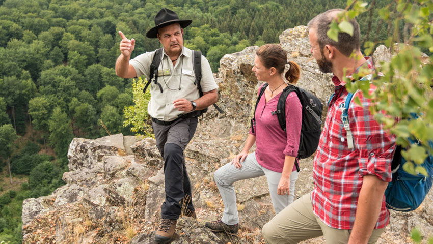 De ranger vertelt... © foto Dominik Ketz