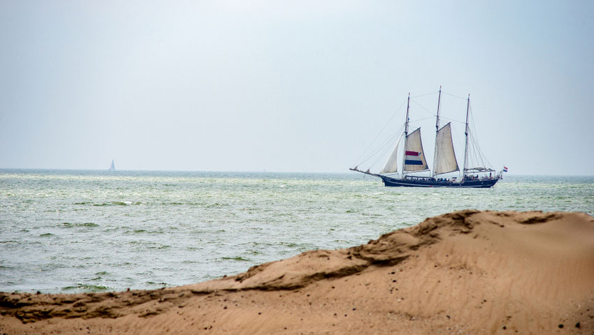 Eén van de veerboten naar Marker Wadden © foto Shutterstock