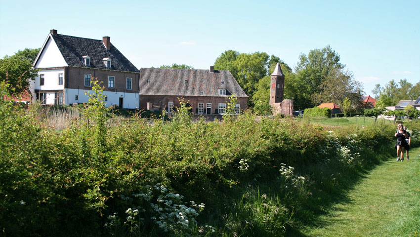 Boerenlandpad Kasteelsche Hof in de Ooijpolder© foto