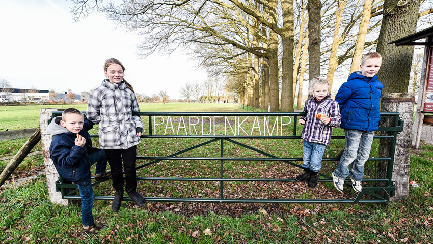 wandelnieuws utrecht 4 paardenkamp hek weiland moeder kinderen anne hamers