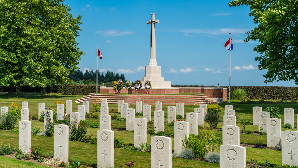 wandelnieuws bergendal begraafplaats shutterstock