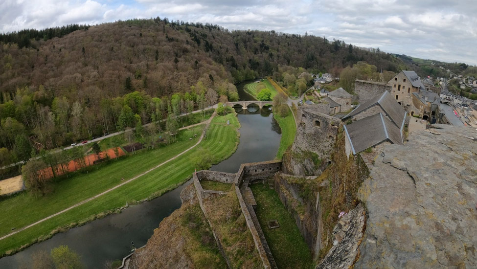 wandelvakantie bouillon 3 bhushavali view from bouillon castle