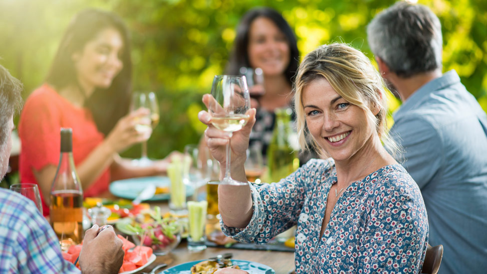 wandelvakantie badenweiler borrel adobestock