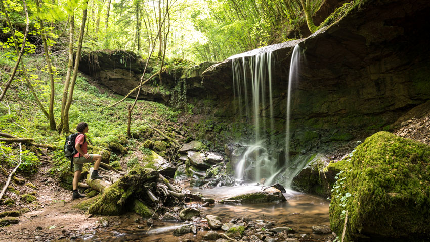 wandelvakantie eifelsteig butzerbachtal foto eifel tourismus gmbh dominik ketz